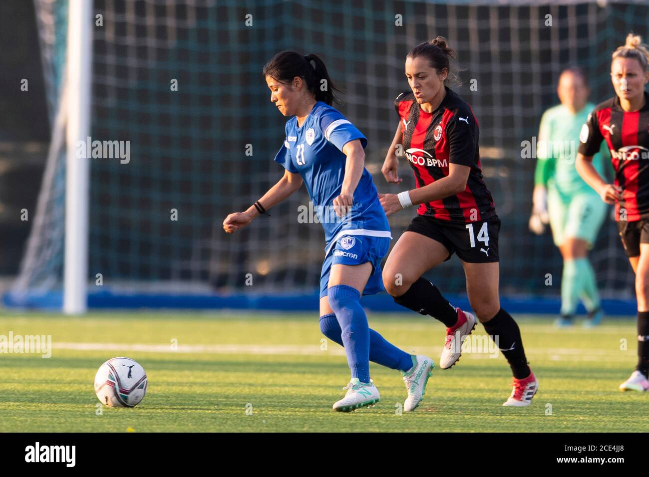 Shino Kunisawa (San Marino Academy) Lidija Kulis (Milan) during the Italian Womens Serie A' match between San Marino Academy 05 Milan Women at Avigliana Stadium on August 29, 2020 in Avigliana, San Marino . Credit: Maurizio Borsari/AFLO/Alamy Live News Stock Photo