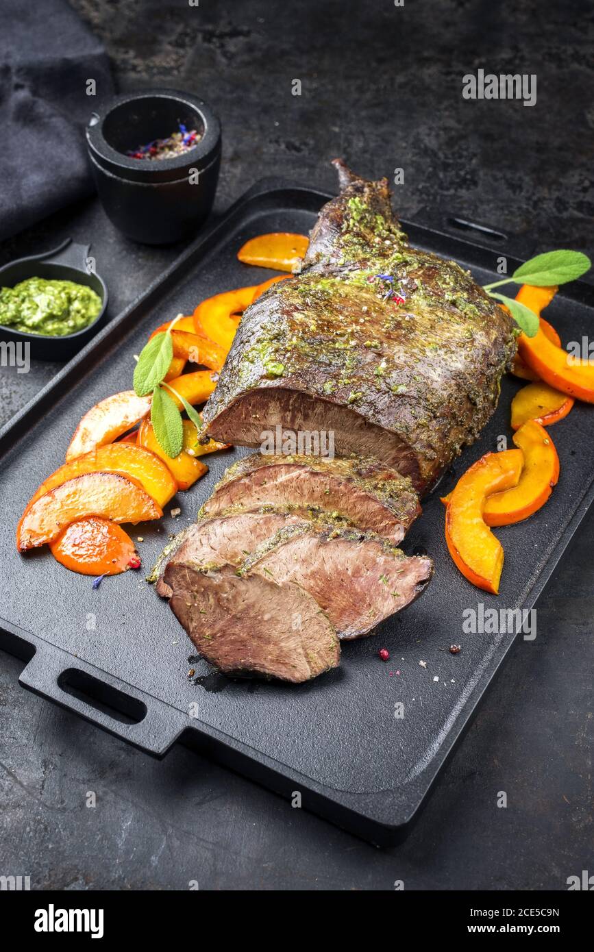 Corazón de sauce hires stock photography and images Alamy