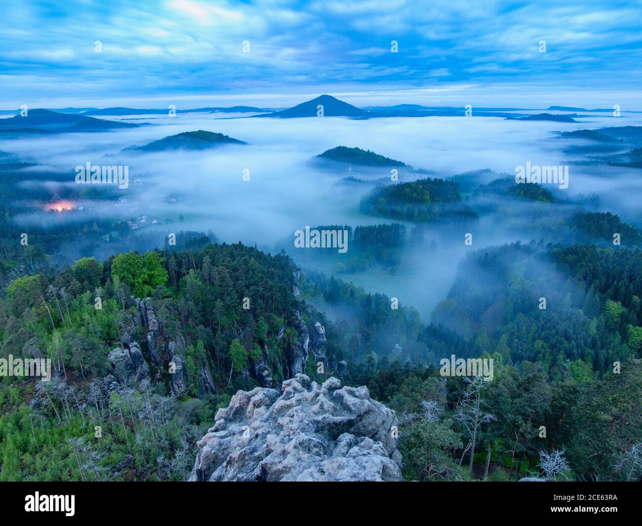 Hilly rock hi-res stock photography and images - Alamy