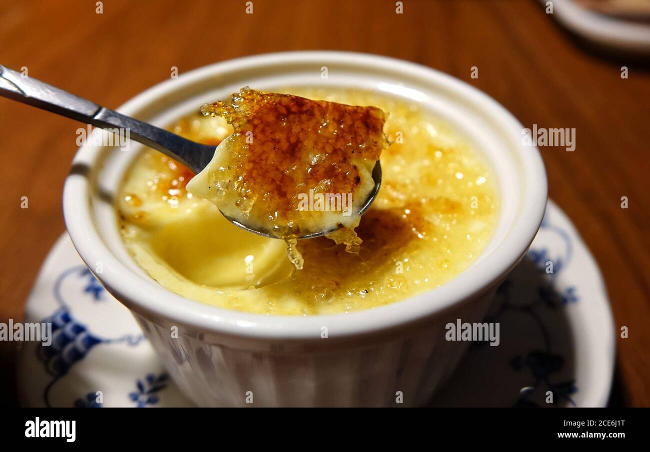 Baked egg custard pudding with caramelized sugar on top Stock Photo Alamy