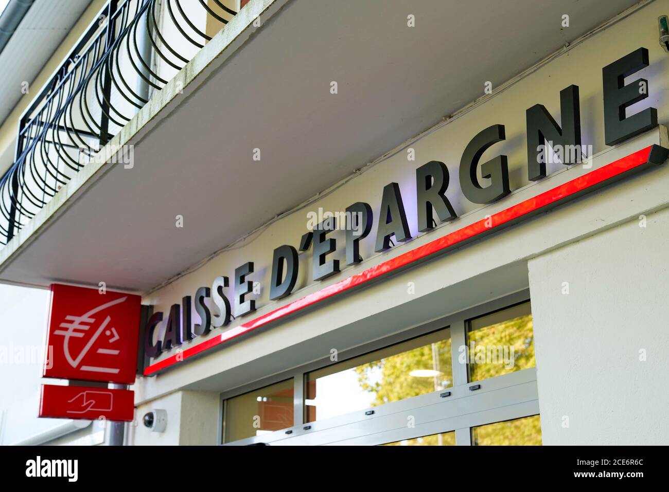 Caisse depargne hi-res stock photography and images - Page 8 - Alamy