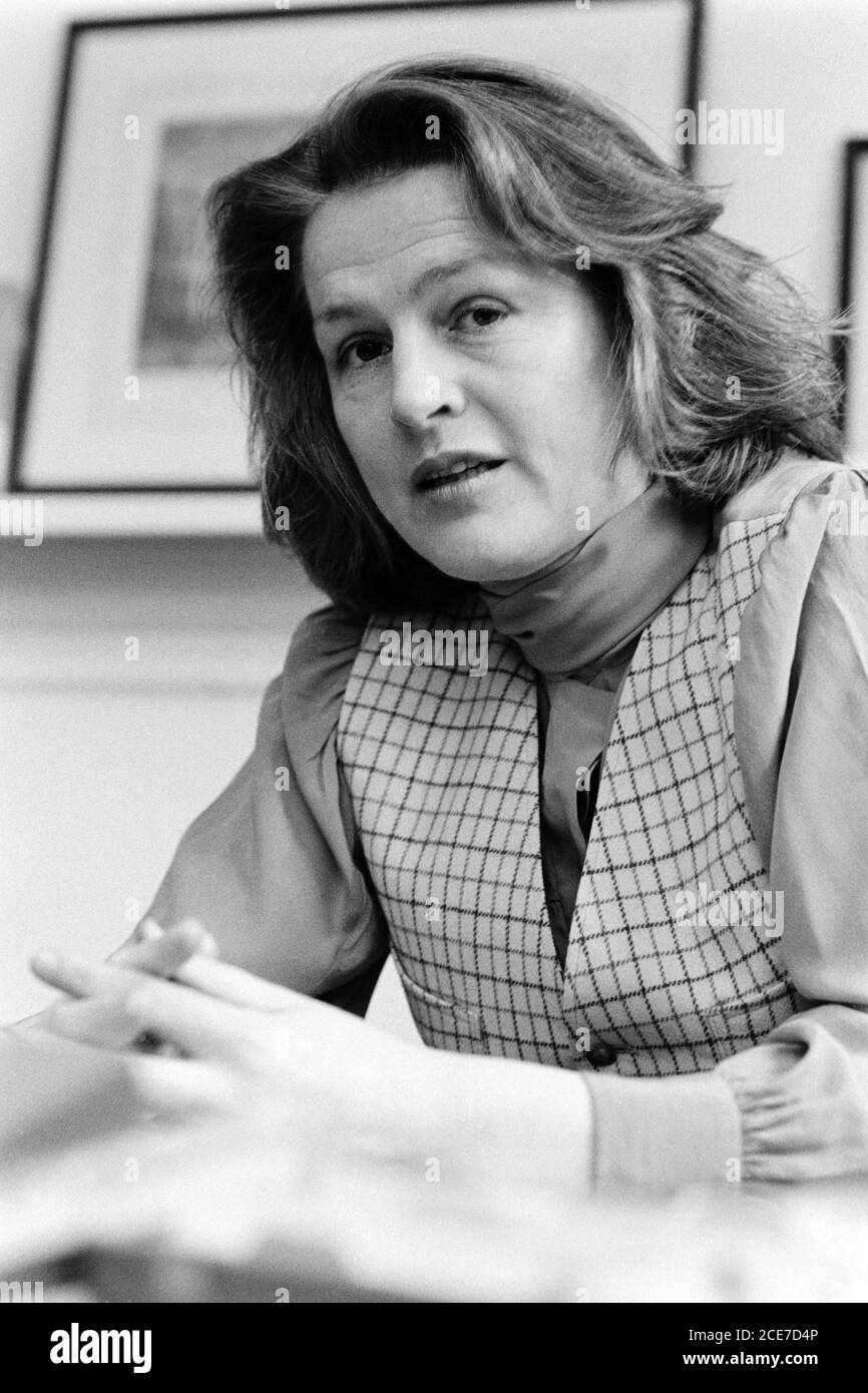 Sheila Lawlor Centre for Policy Studies. London. 03 December 1990. Photo: Neil Turner Stock Photo