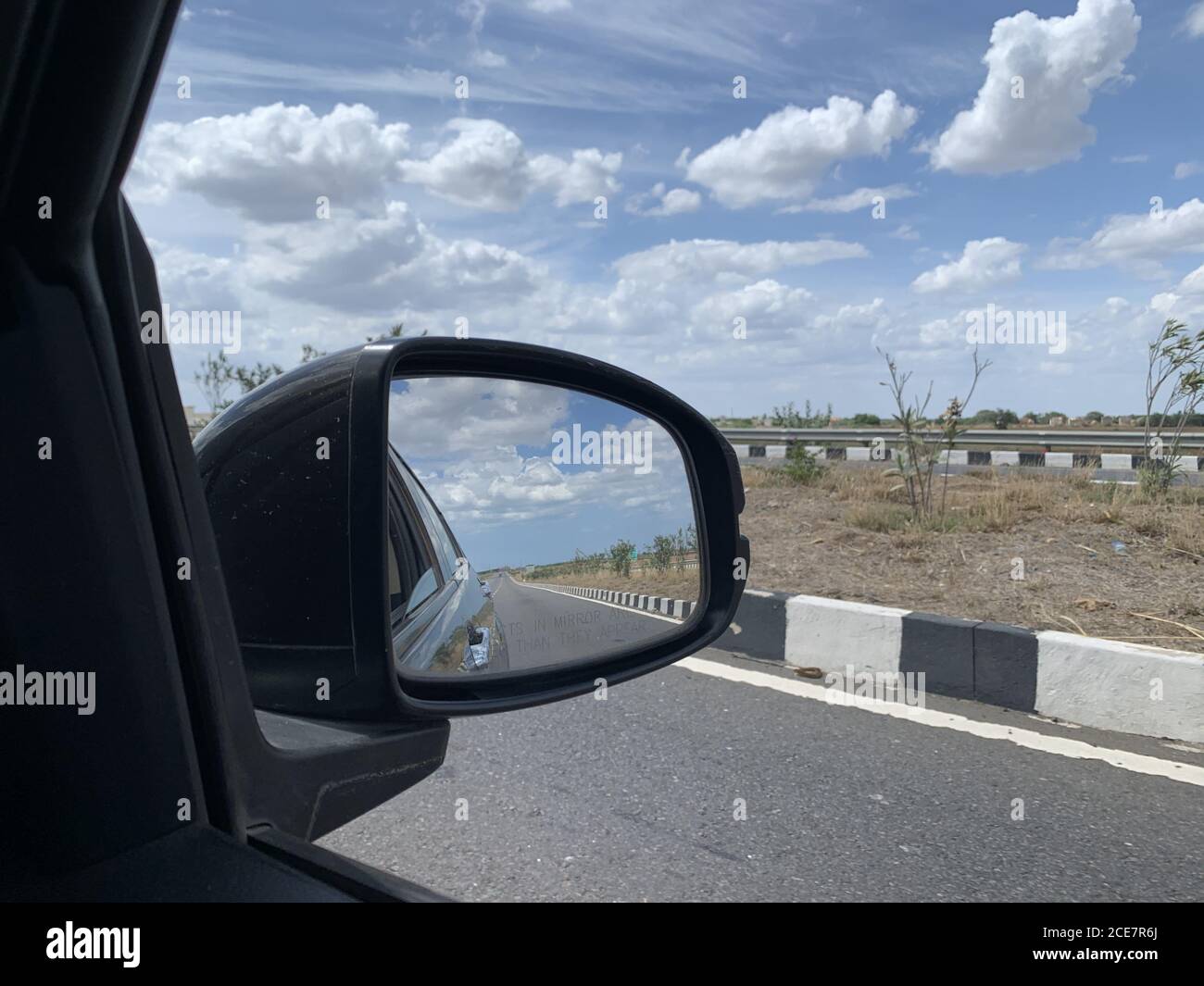 Cars from the sky hi-res stock photography and images - Alamy