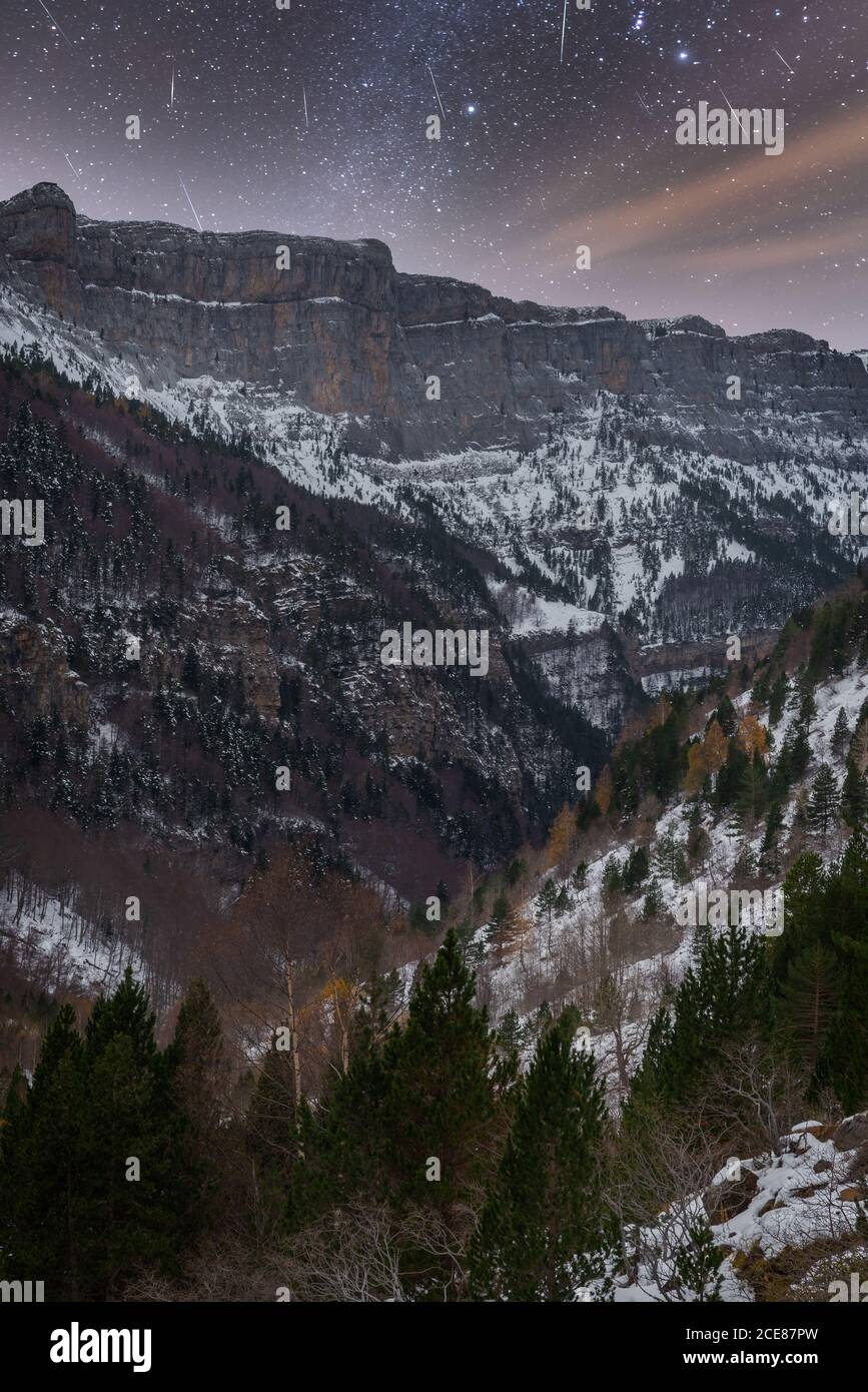 Mountain landscape night sky hi-res stock photography and images - Alamy