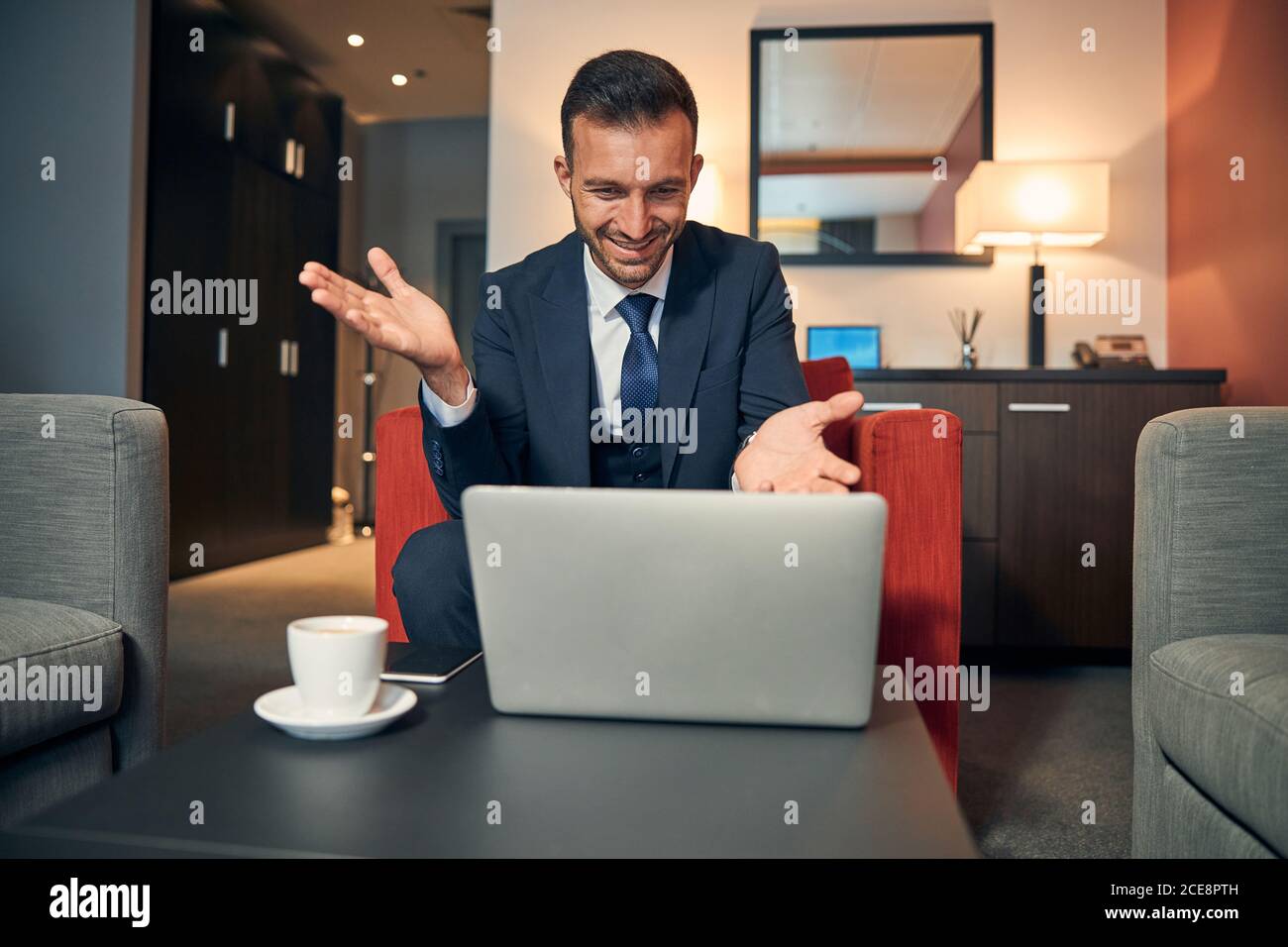 Airport meeting room hi-res stock photography and images - Alamy
