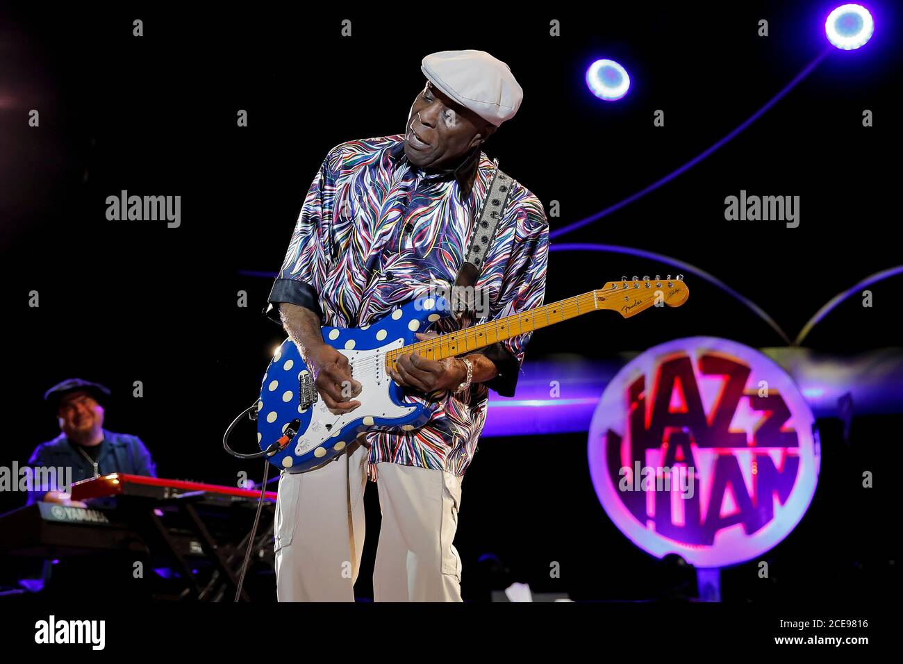 'Jazz a Juan' Jazz Festival in Juan-les-Pins (south-eastern France), on July 16, 2017: blues guitarist Buddy Guy Stock Photo