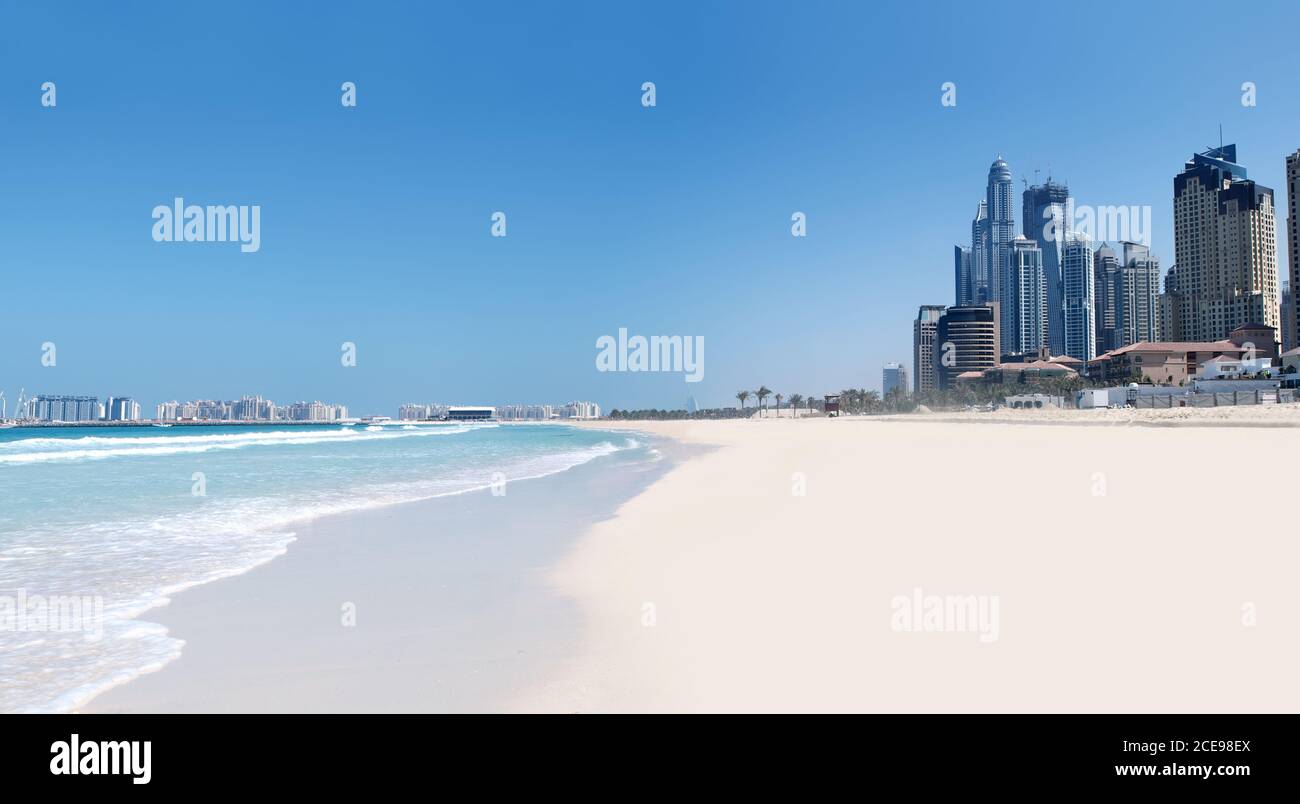 Palm island resort hi-res stock photography and images - Alamy