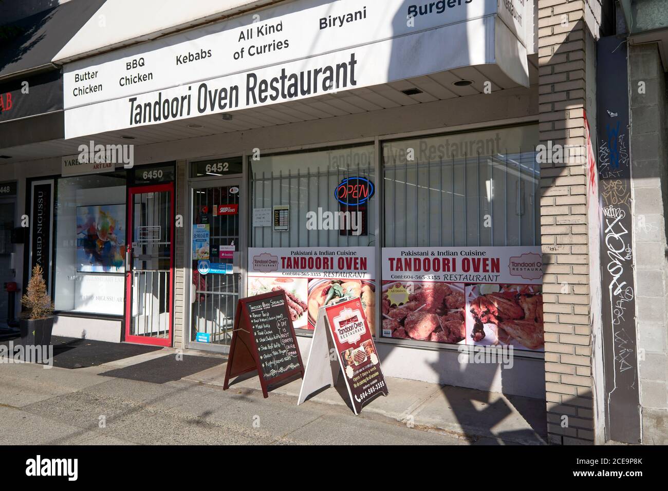 The Tandoori Oven Indian restaurant in the Punjabi Market district on Main Street, Vancouver, BC, Canada Stock Photo