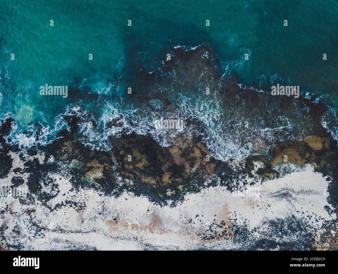 Shoreline drone hi-res stock photography and images - Alamy