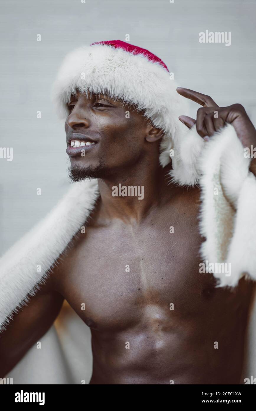 Excited black man hi-res stock photography and images - Alamy