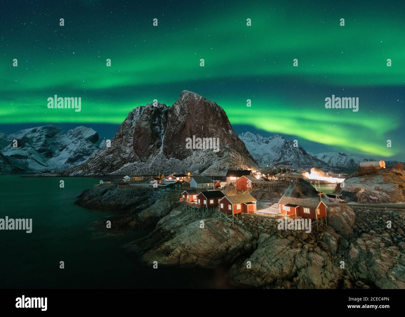 Shore houses hi-res stock photography and images - Alamy