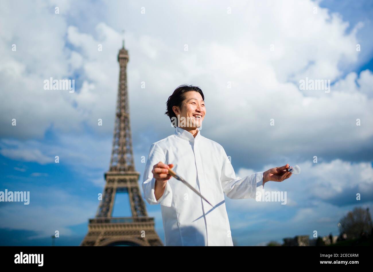 Japanese chef with knives in Paris Stock Photo