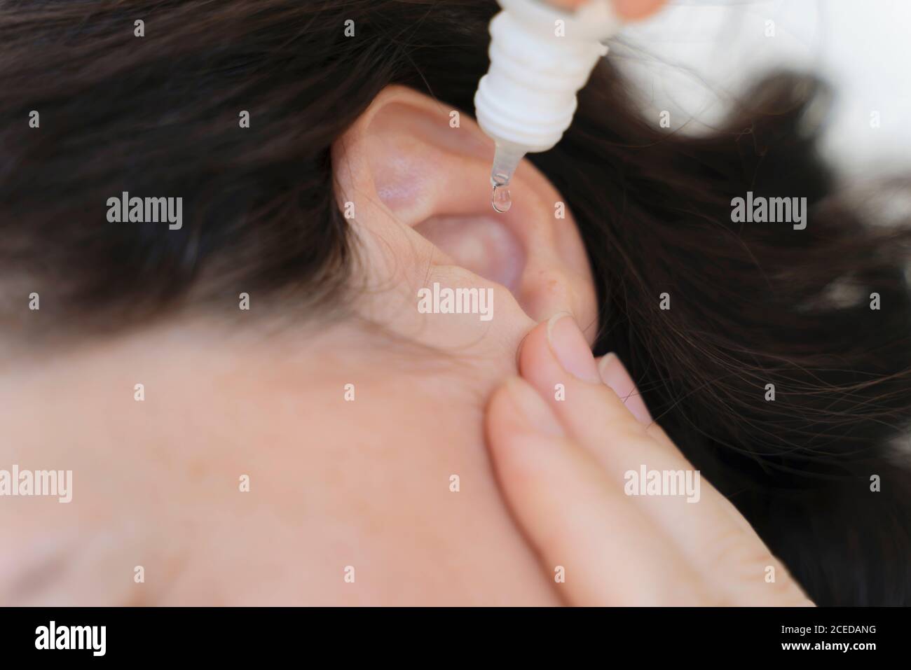 Ear drops hires stock photography and images Alamy