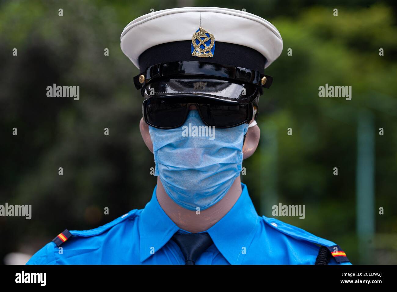 Kathmandu, Nepal. 01st Sep, 2020. A masked mannequin wearing an outfit of traffic police is pictured along the empty road during the 12th day of the second lockdown as a preventive measure against the spread of Coronavirus pandemic in Nepal.Nepal police place 22 mannequins dressed like traffic police to curb traffic violations amid coronavirus pandemic. Credit: SOPA Images Limited/Alamy Live News Stock Photo