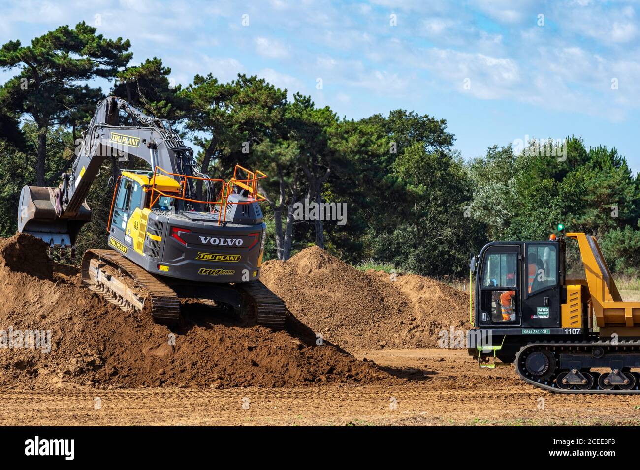 Work on underground electricity cables for Scottish Power Renewables, Bawdsey, Suffolk, UK. Stock Photo