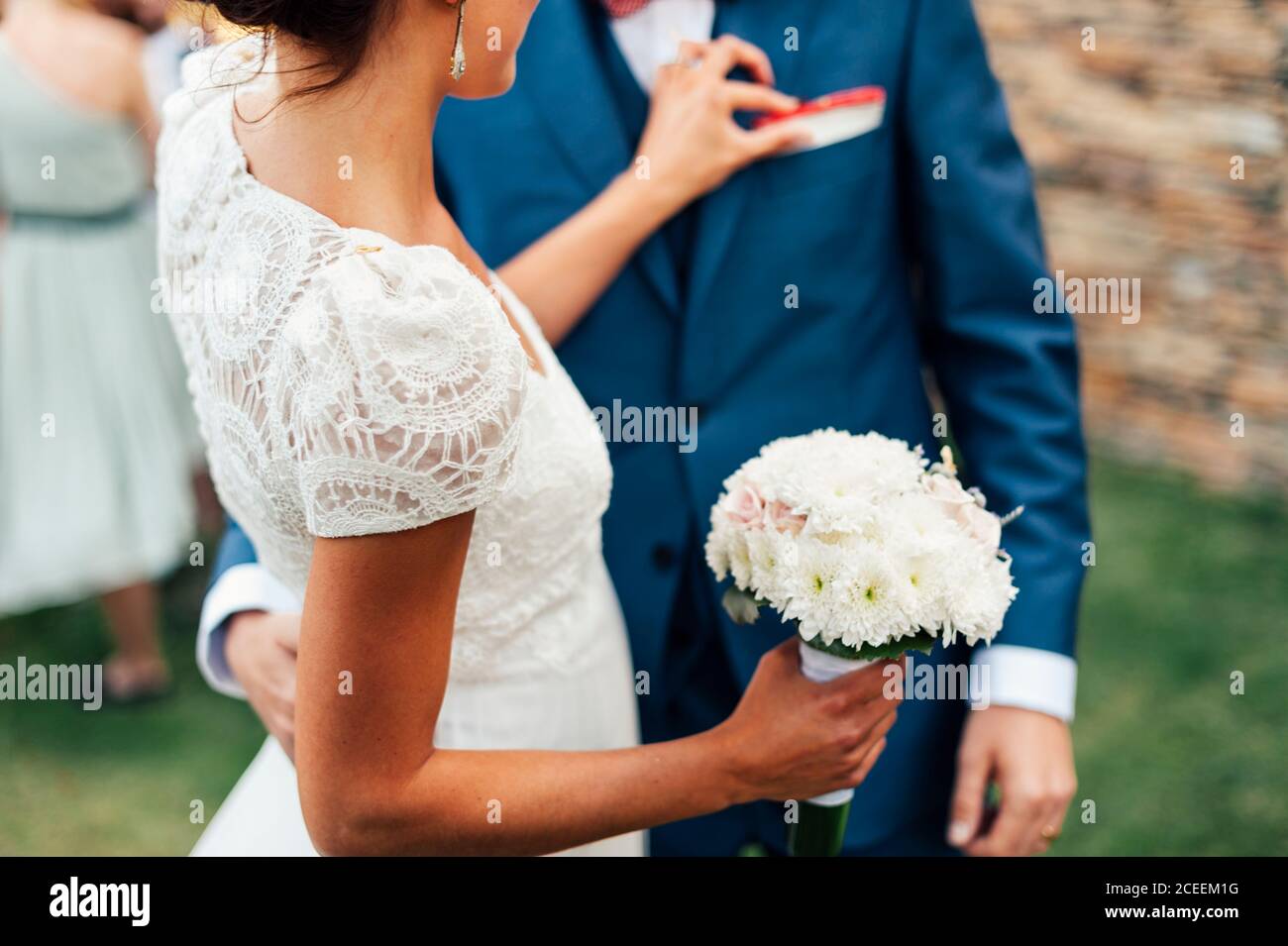 Happy newlywed hi-res stock photography and images - Alamy