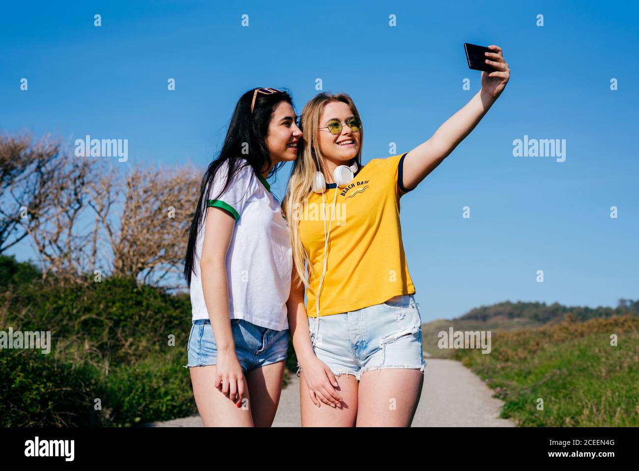 Amateur Selfie Pics Of High School Teens