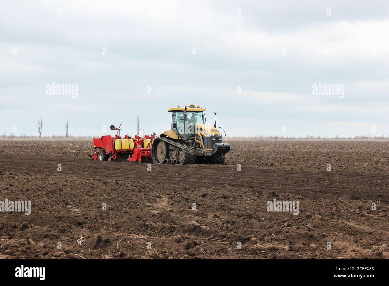 Potato Planter High Resolution Stock Photography And Images Alamy Potato Planter High Resolution Stock Photography And Images Alamy