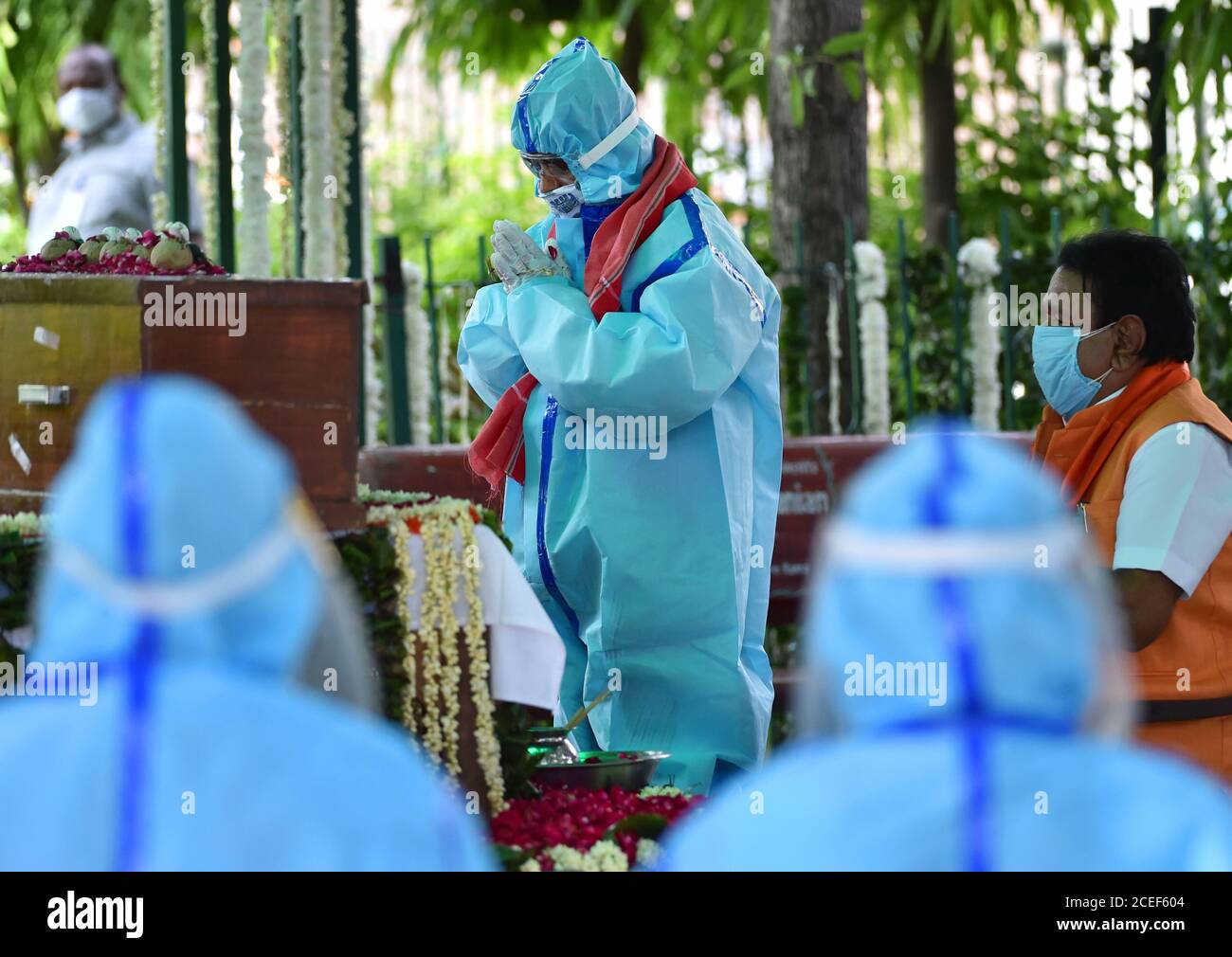 Lodhi road cremation ground hires stock photography and images Alamy