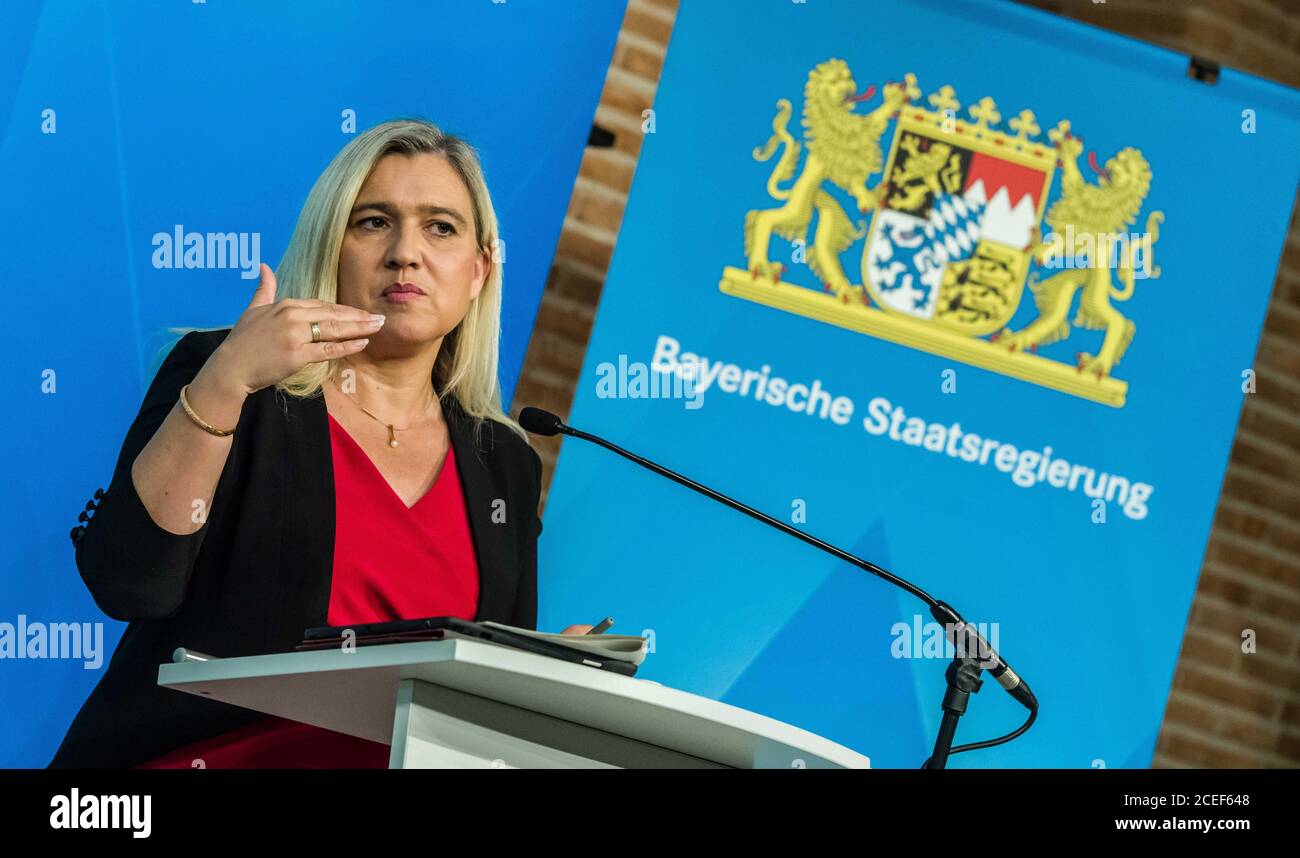 Huml Munich, Bavaria, Germany. 1st Sep, 2020. Bavarian Gesundheitsministerin ...