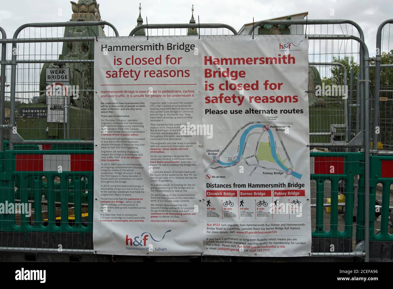 notice on hammersmith bridge, london, england, explaining the safety issues that led to the bridge being closed to all traffic from august 2020 Stock Photo