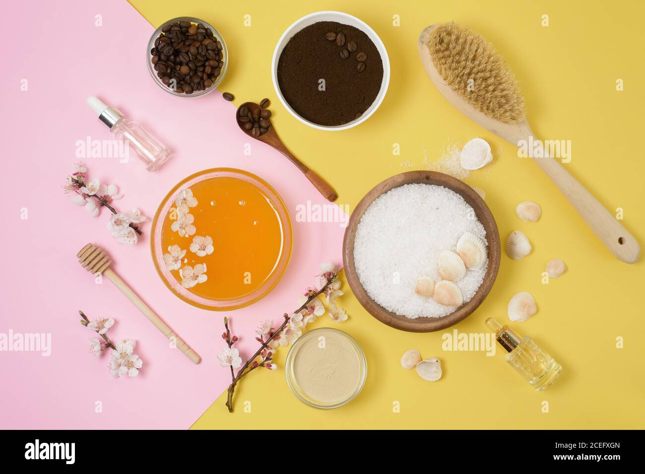 natural organic ingredientssea salt, coffee scrub, honey and a hard