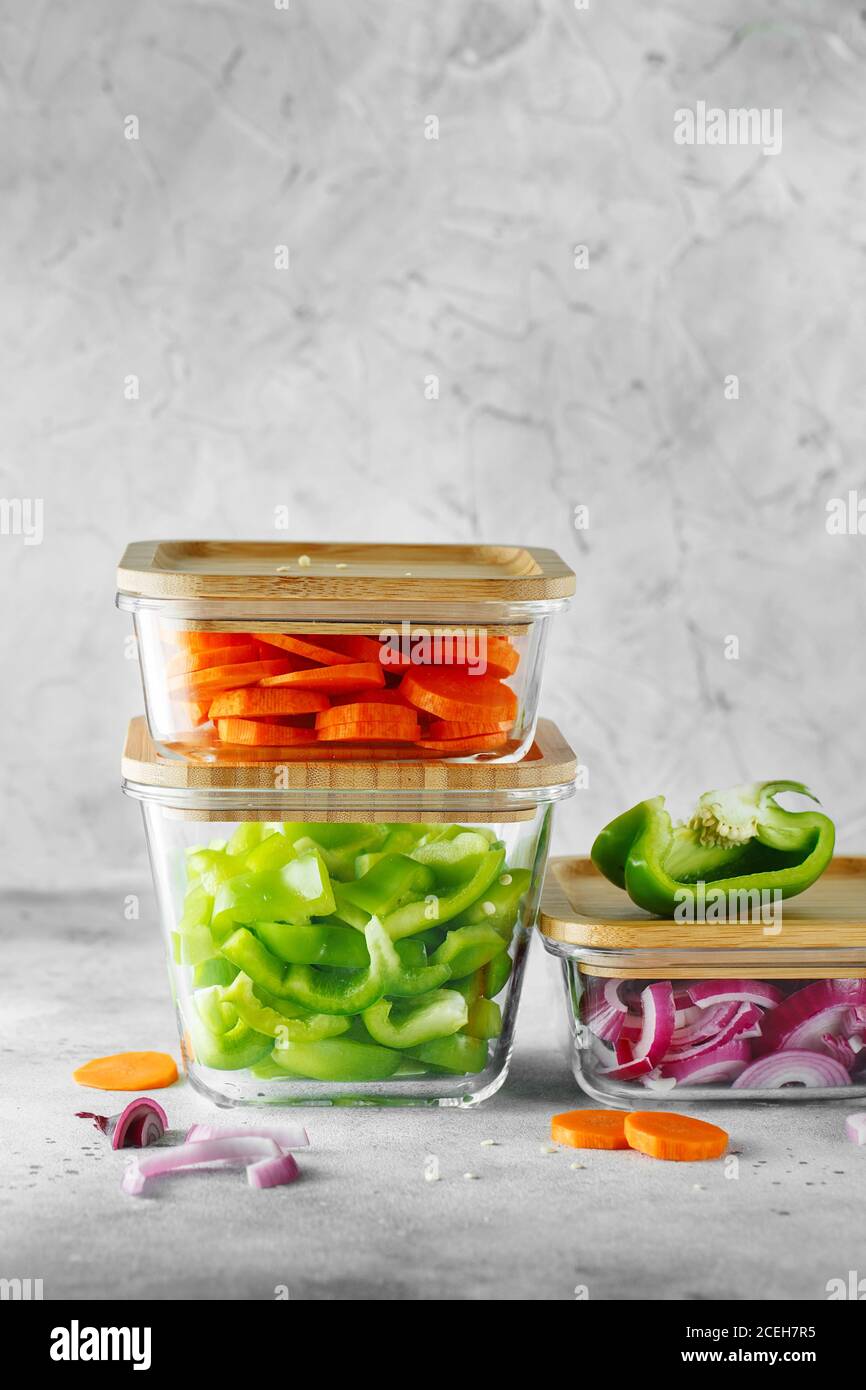 Glass boxes with fresh raw vegetables. Healthy Meal Prep - recipe ...