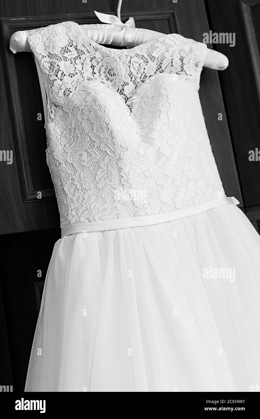 Share more than 130 wedding gown pressing camera.edu.vn