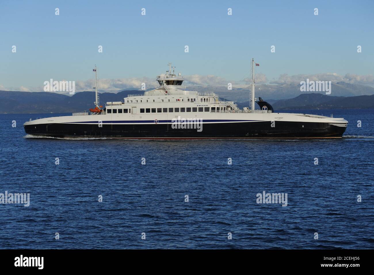 Ferry; Ferje; Norge; Noreg; Norway; halhjem sandvikvag; Ro-Ro; Passenger; Vehicle; Huftarøy; Huftaroy; Huftareoy; IMO 9825805; Stock Photo