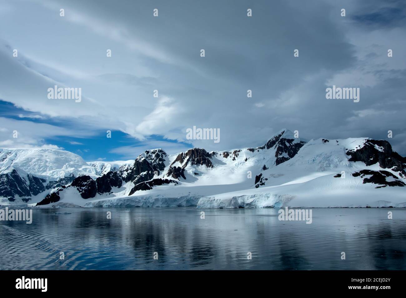 Glaciers covering Antarctica Stock Photo - Alamy