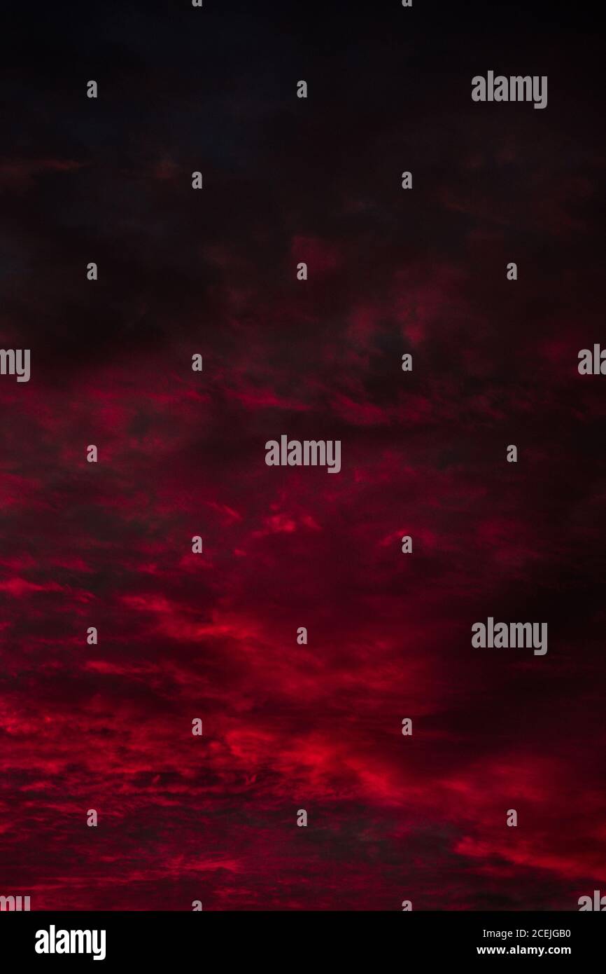In dark sky hi-res stock photography and images - Alamy