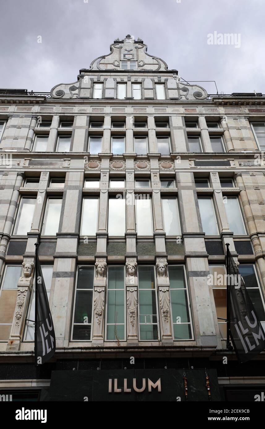 Facade Of Illums Bolighus In Copenhagen Stock Photo Alamy facade-of-illums-bolighus-in-copenhagen-stock-photo-alamy