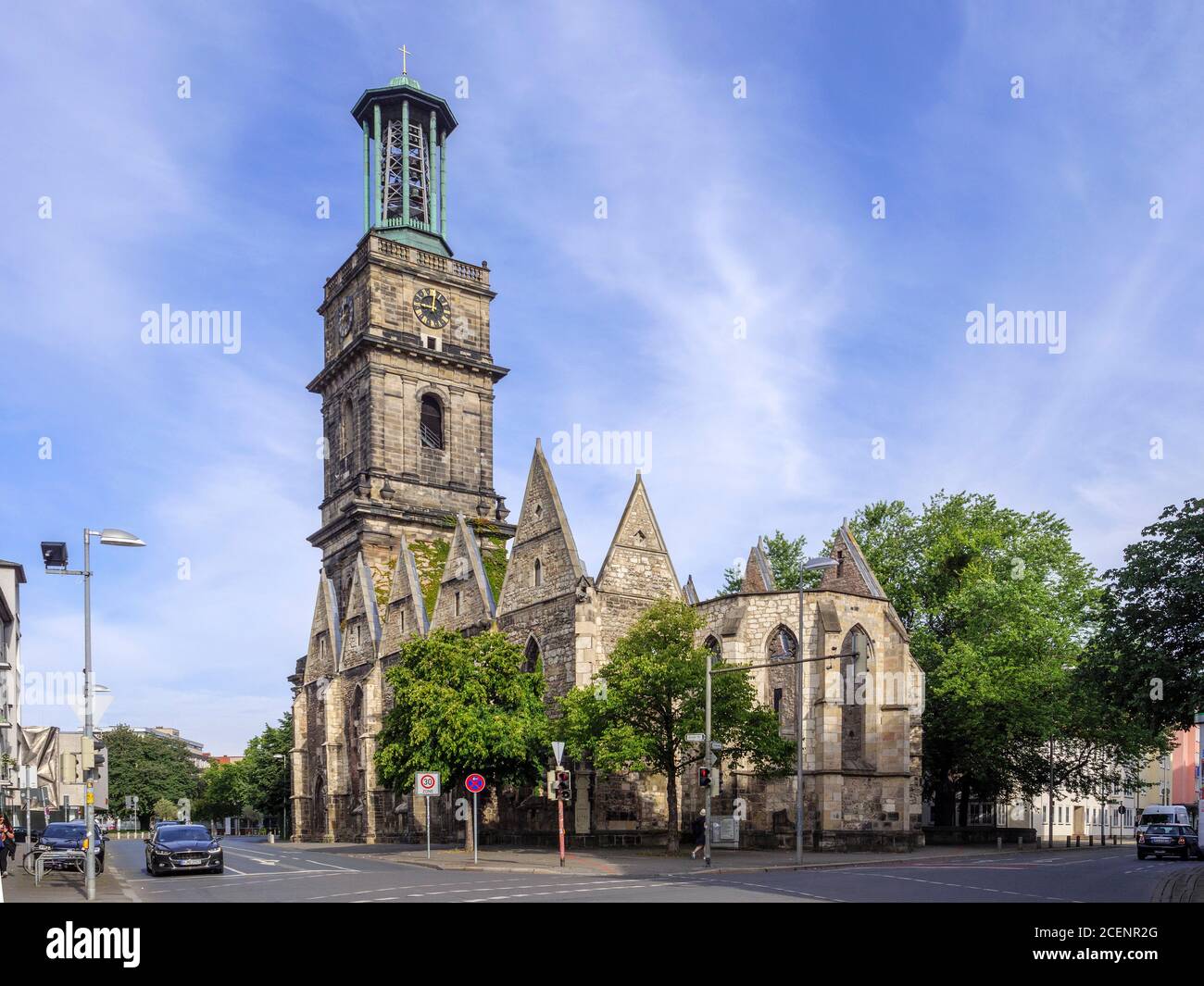 Ruine der Aegidienkirche - Kriegsdenkmal - in Hannover, Niedersachsen, Deutschland, Europa ruins of Aegidien Curch. war memorial in Hanover, Lower Sax Stock Photo