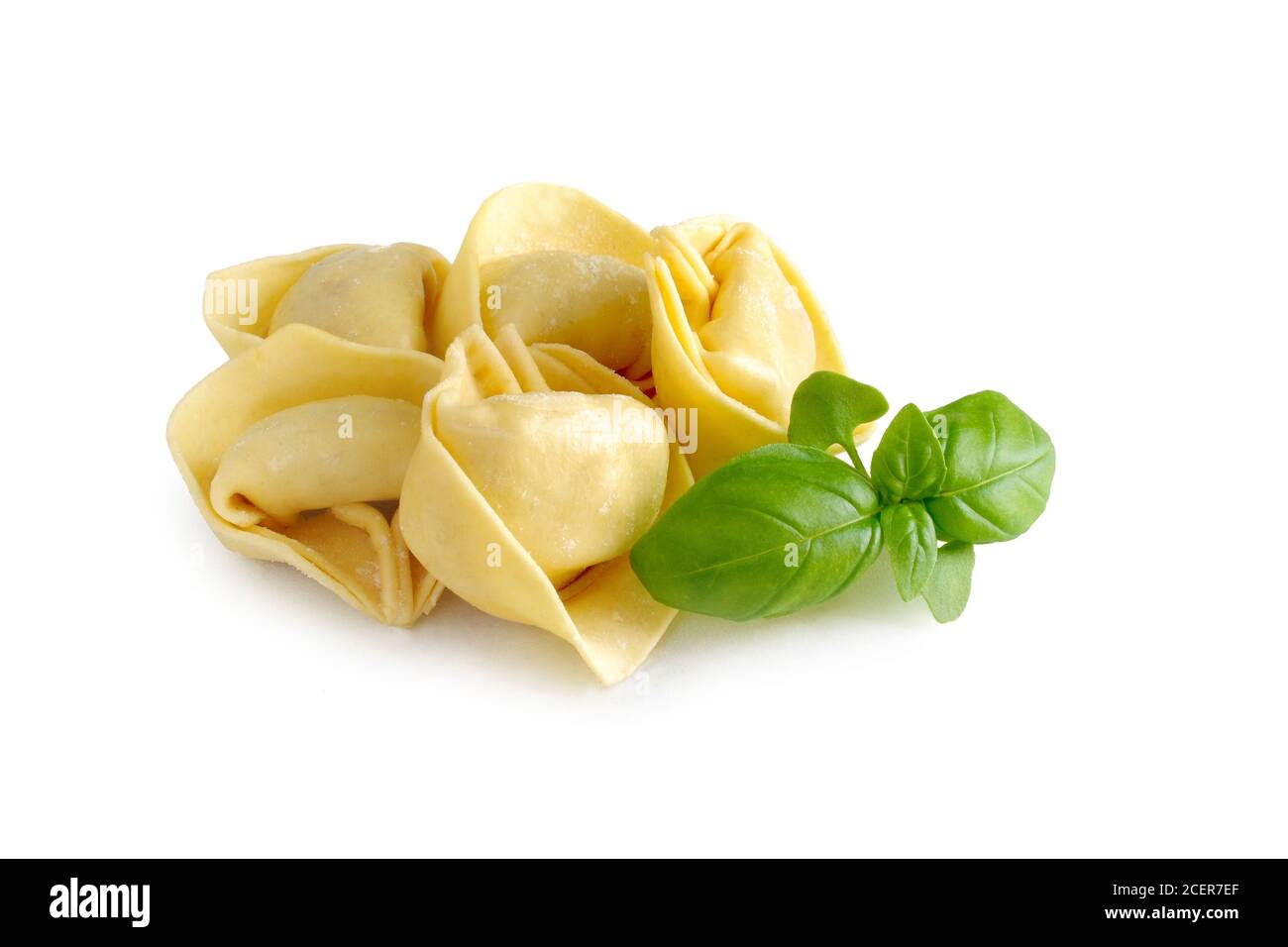 Freschi di pasta italiana tortellini, ripiene di carne Foto stock - Alamy