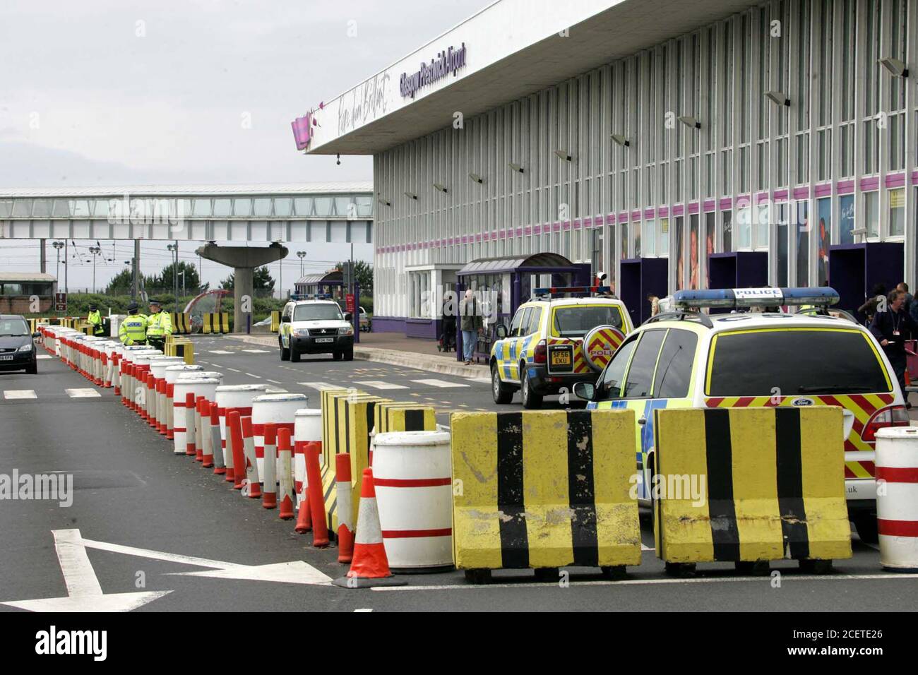 Glasgow Prestwick Airport, Ayrshire, Scotland , 02 July 2007 , Armed police and extra security surround Glasgow Prestwick Airport as a result of a terrorist  attack on Glasgow Airport Stock Photo