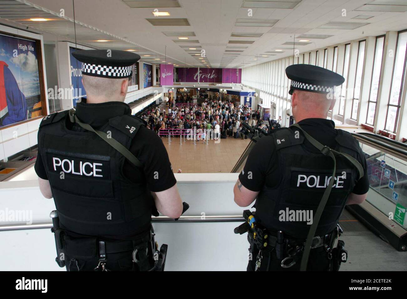 Glasgow Prestwick Airport, Ayrshire, Scotland , 02 July 2007 , Armed police and extra security surround Glasgow Prestwick Airport as a result of a terrorist  attack on Glasgow Airport Stock Photo