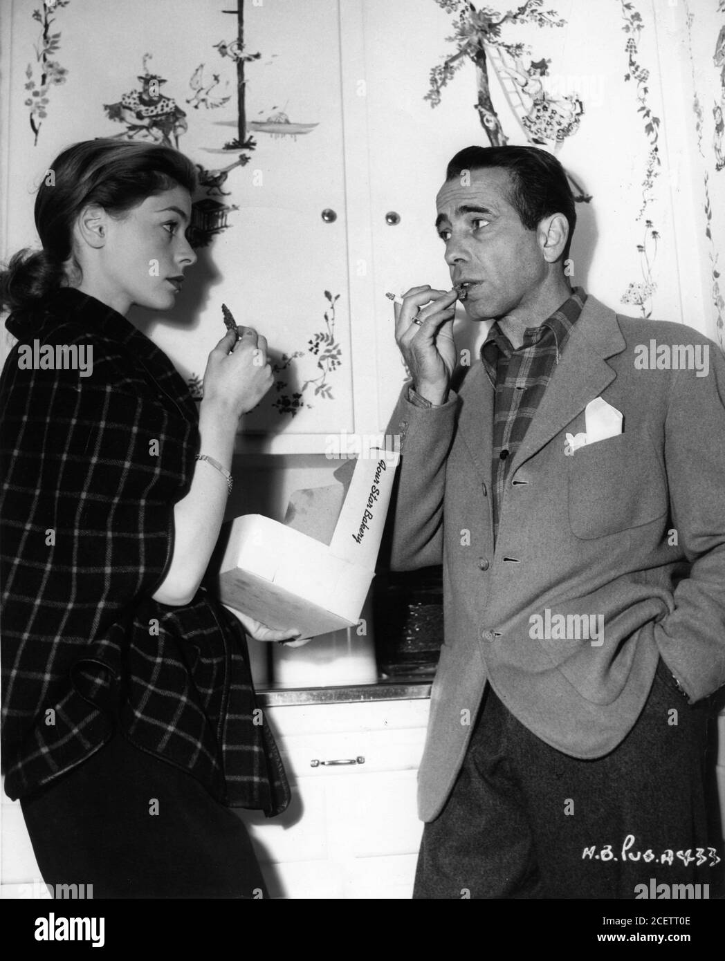 HUMPHREY BOGART and LAUREN BACALL 1945 newlyweds candid portrait at ...