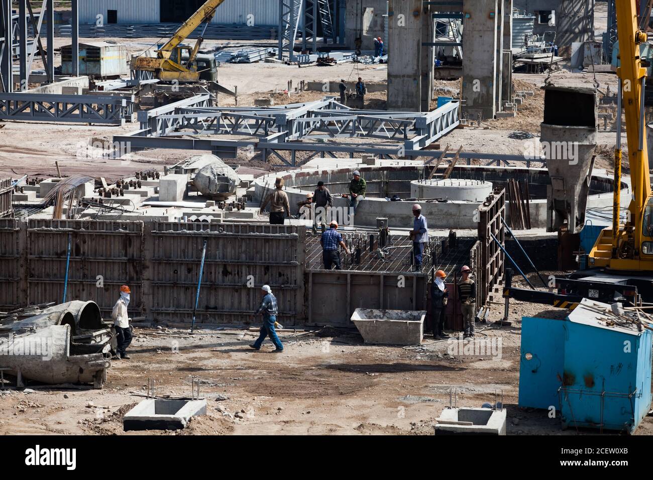 Renovation of phosphoric fertilizers plant. Construction of reinforcement concrete foundation