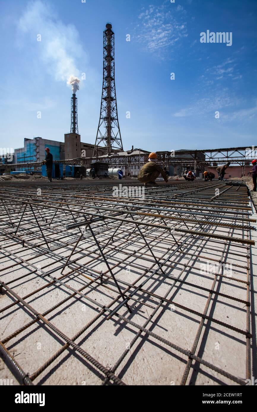 Modernization of old phosphate fertilizer plant. Construction of new industrial buildings