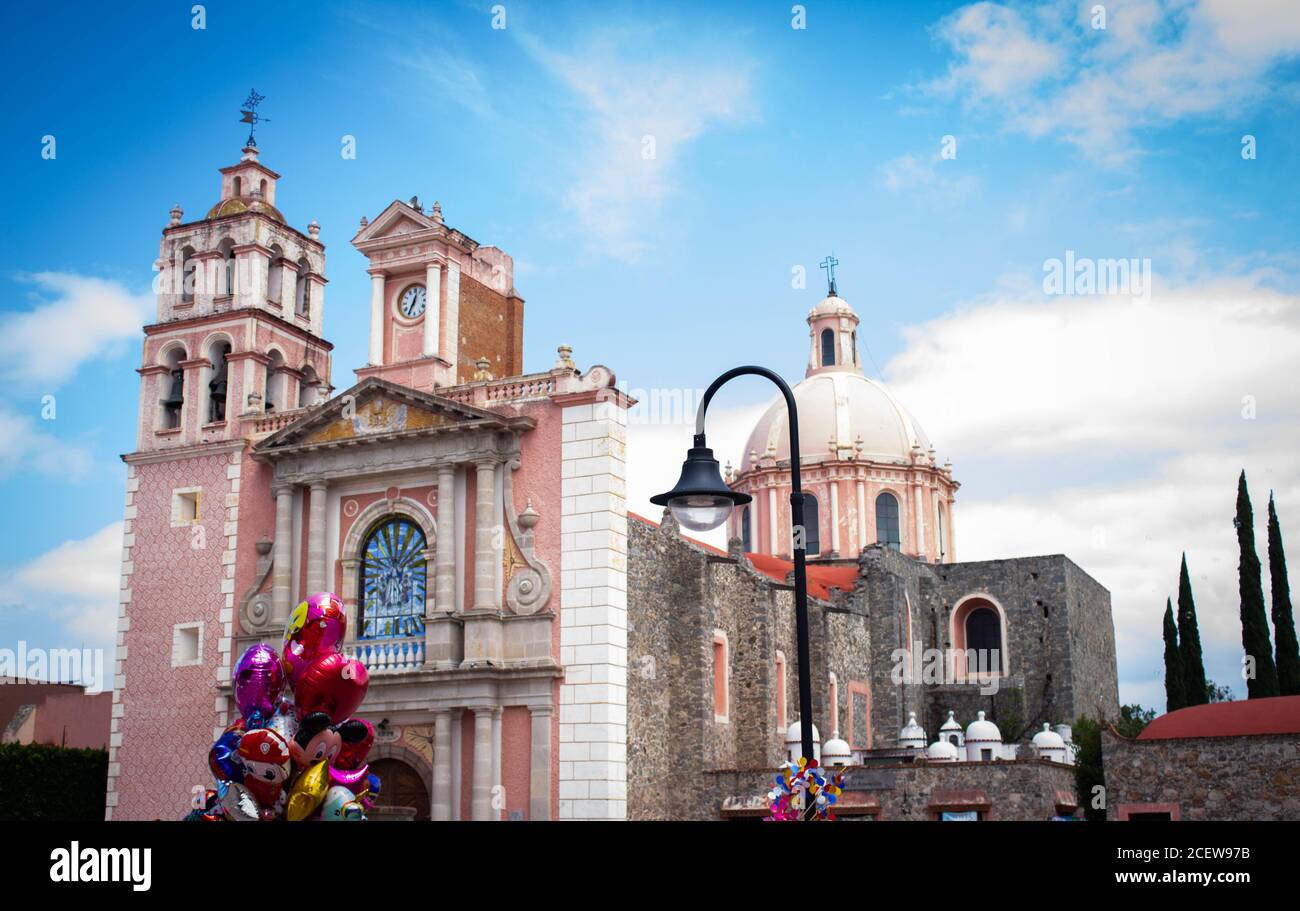 Pink Catholic Church in Queretaro (Tequis small town Stock Photo Alamy