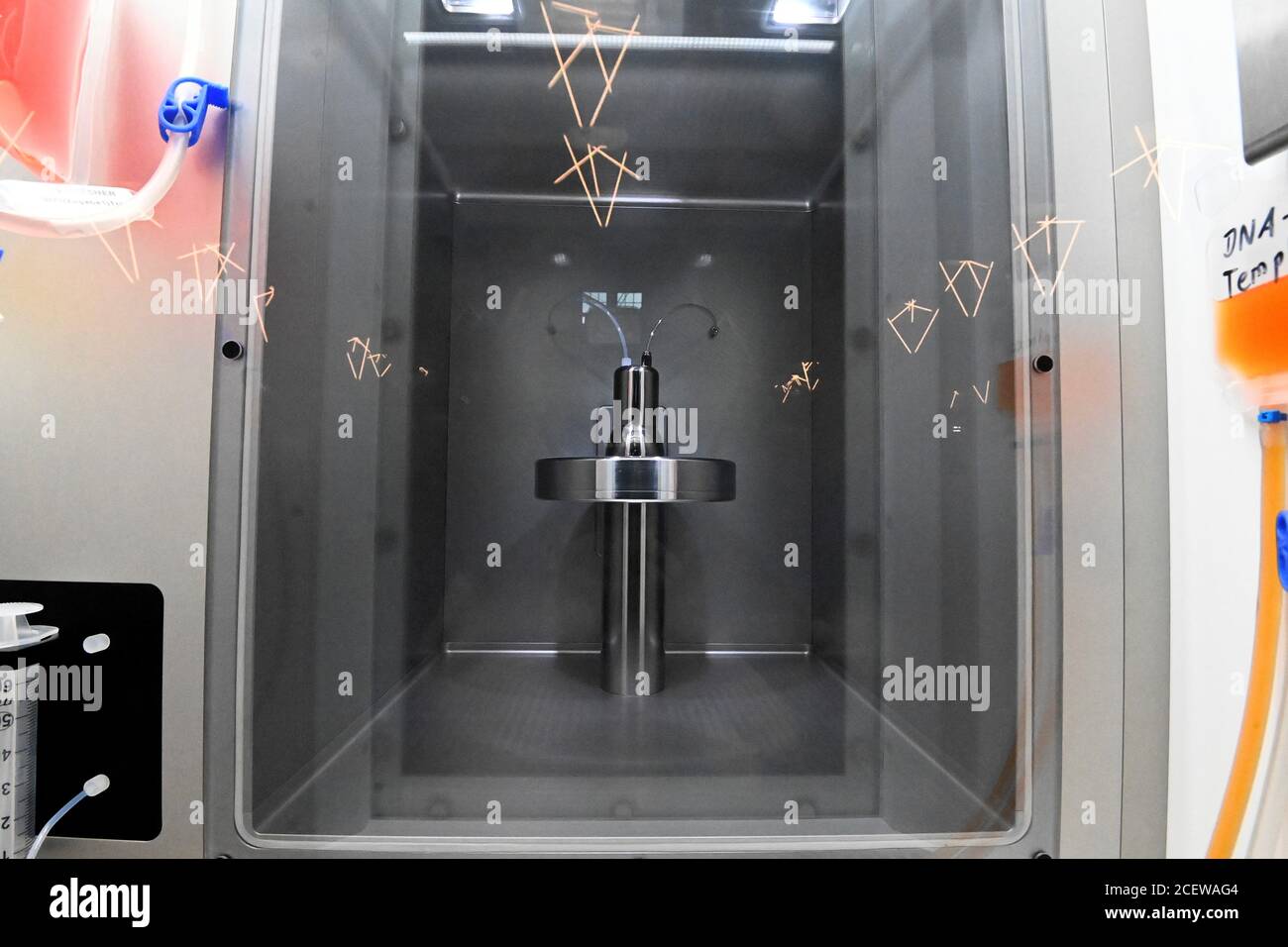 Vaccine printer hi-res stock photography and images - Alamy
