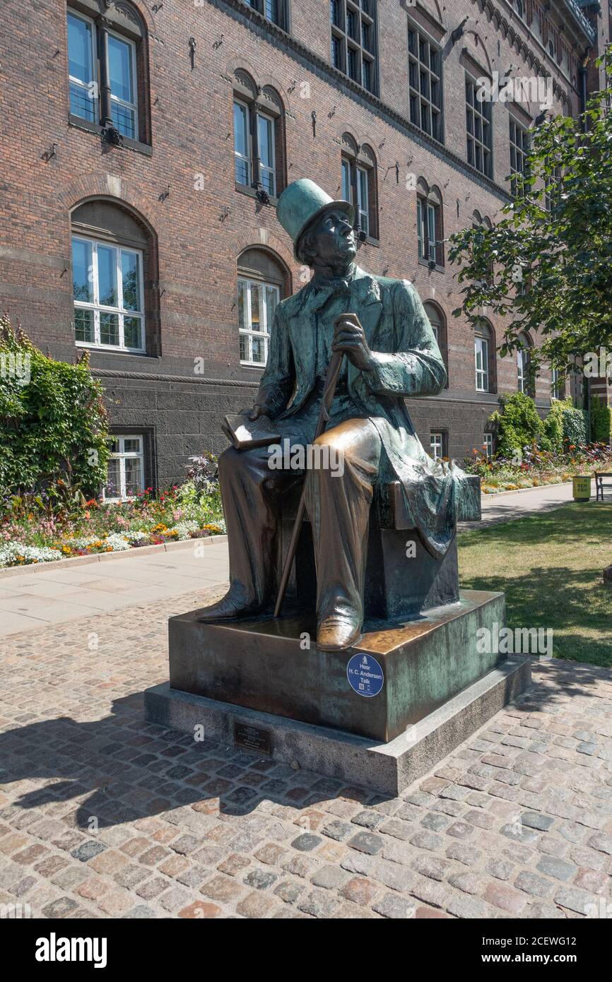 Hans Christian Anderson statue in Copenhagen Stock Photo - Alamy
