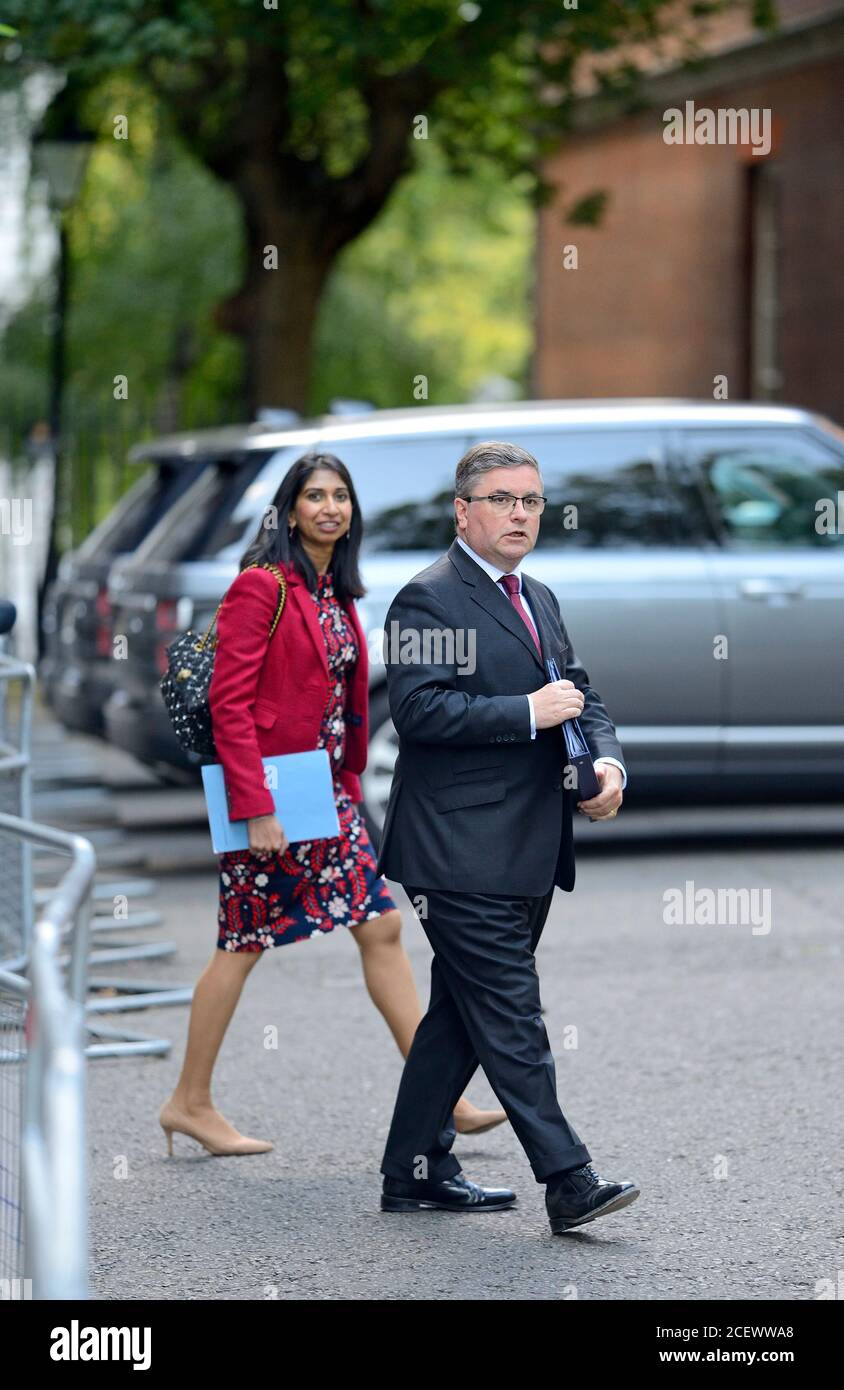 Suella Braverman MP (Attorney General) and Robert Buckland QC MP (Lord Chancellor and Secretary of State for Justice) leaving a cabinet meeting in Dow Stock Photo