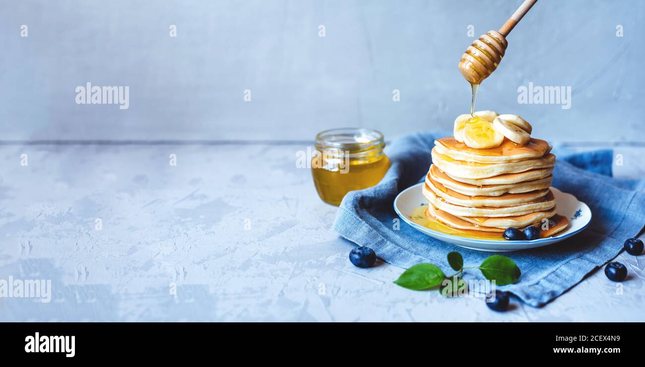 Pancakes stack banana hi-res stock photography and images - Alamy