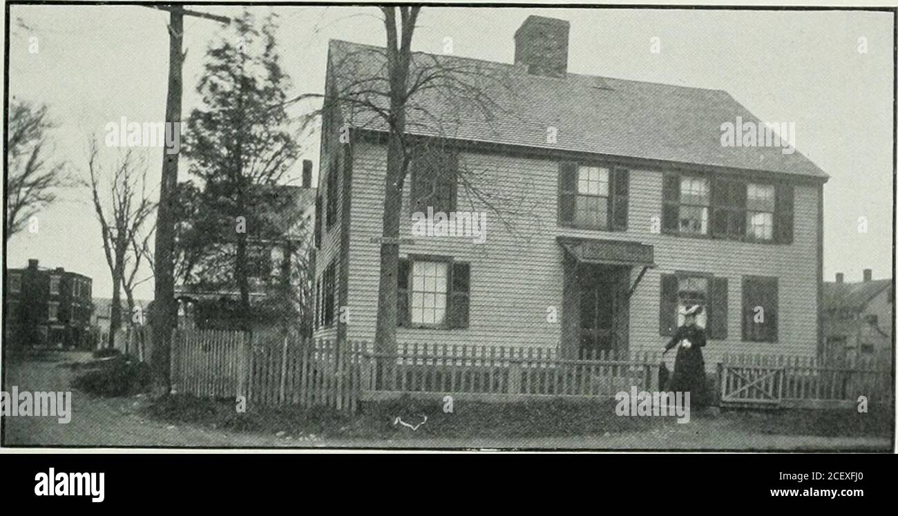 . Picturesque New London and its environs : Grofton, Mystic, Montville, Waterford, at the commencement of the twentieth century. ENSIGN EBENEZER AVERYS HOUSE, Corner of Thames and Latham Streets. Grolon. After the Battle of Groton Heights, the British Soldiery Left theAmerican Wounded in this House. Which To-day Exists, a Memorial of the Storming of Fort Griswold. Chapter X1I1I. HISTORIC GROTON. REVOLUTIONARY INTEREST RUINS OF FORT GRISWOLD AND THE SPOTWHERE LEDYARD FELL- THE GROTON MONUMENT AND MONUMENTHOUSE —NOTED MEN OF GROTONS PAST —BRIEF SKETCH OF COLONELLEDYARD. AND OF ANNA WARNER BAILEY Stock Photo