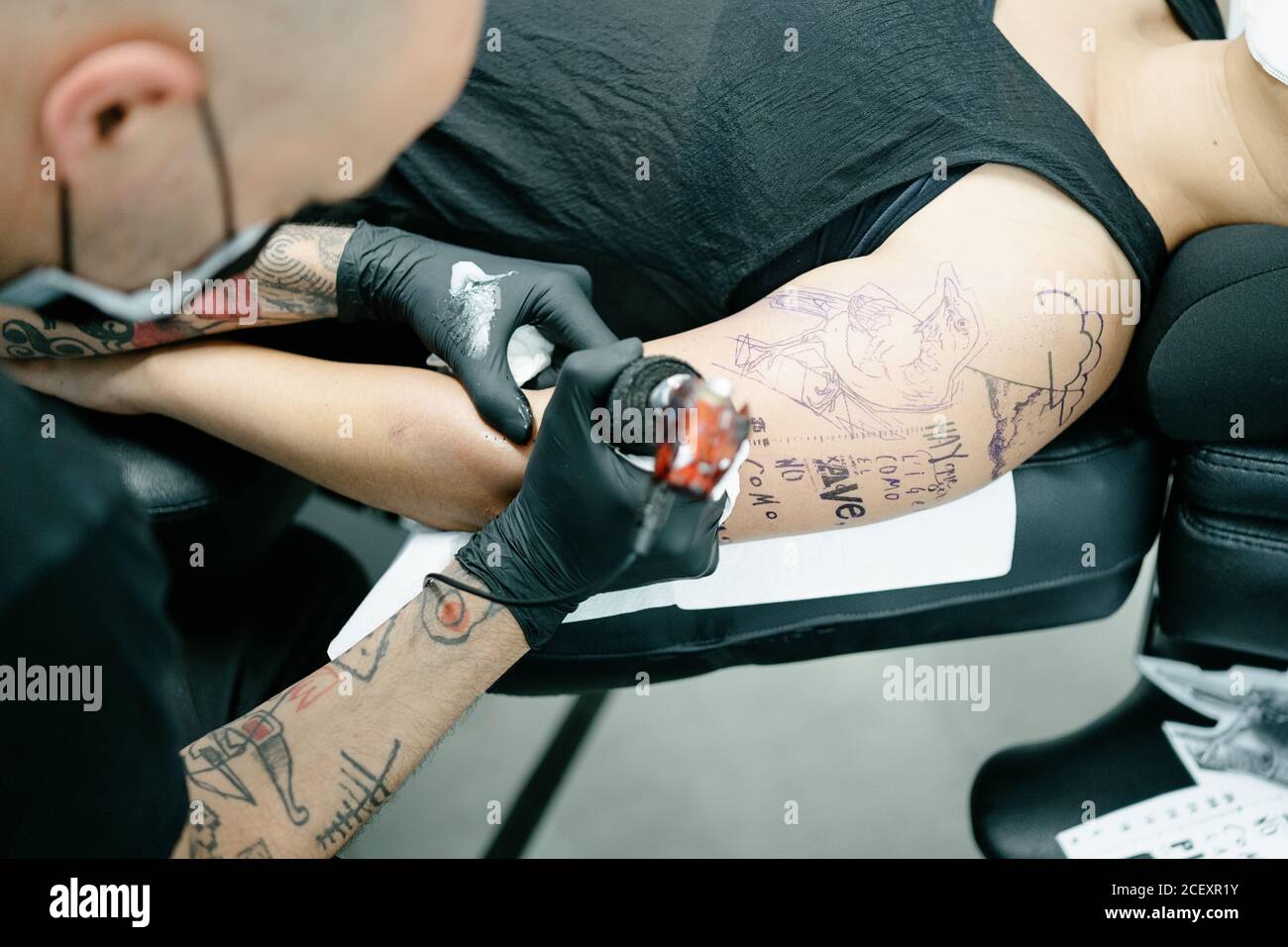 See more Realistic machine arm tattoos an arm  Tatuajes manga completa  Tatuaje manga brazo Brazos tatuados