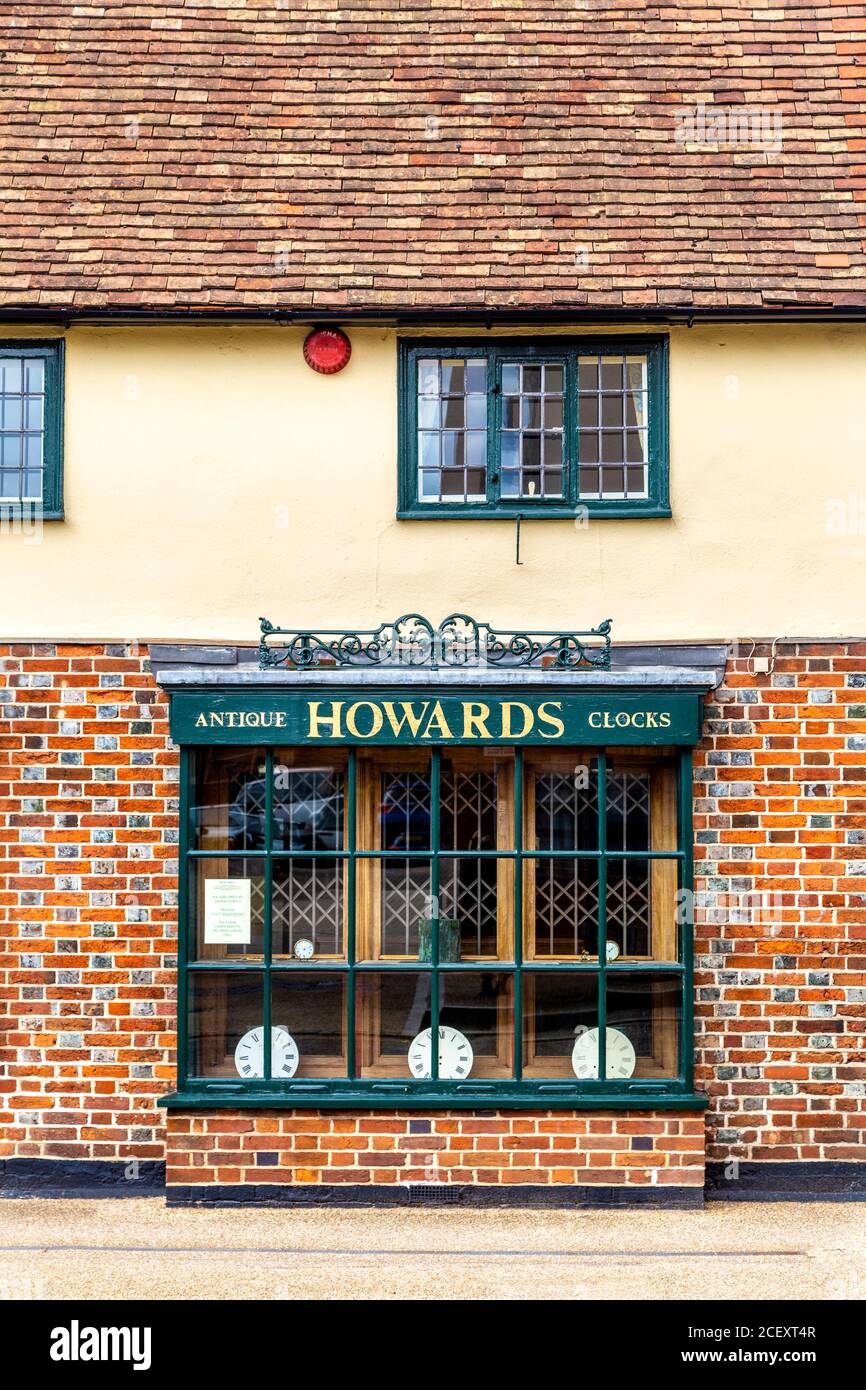 Howards Antique Clocks shop in Baldock, UK Stock Photo