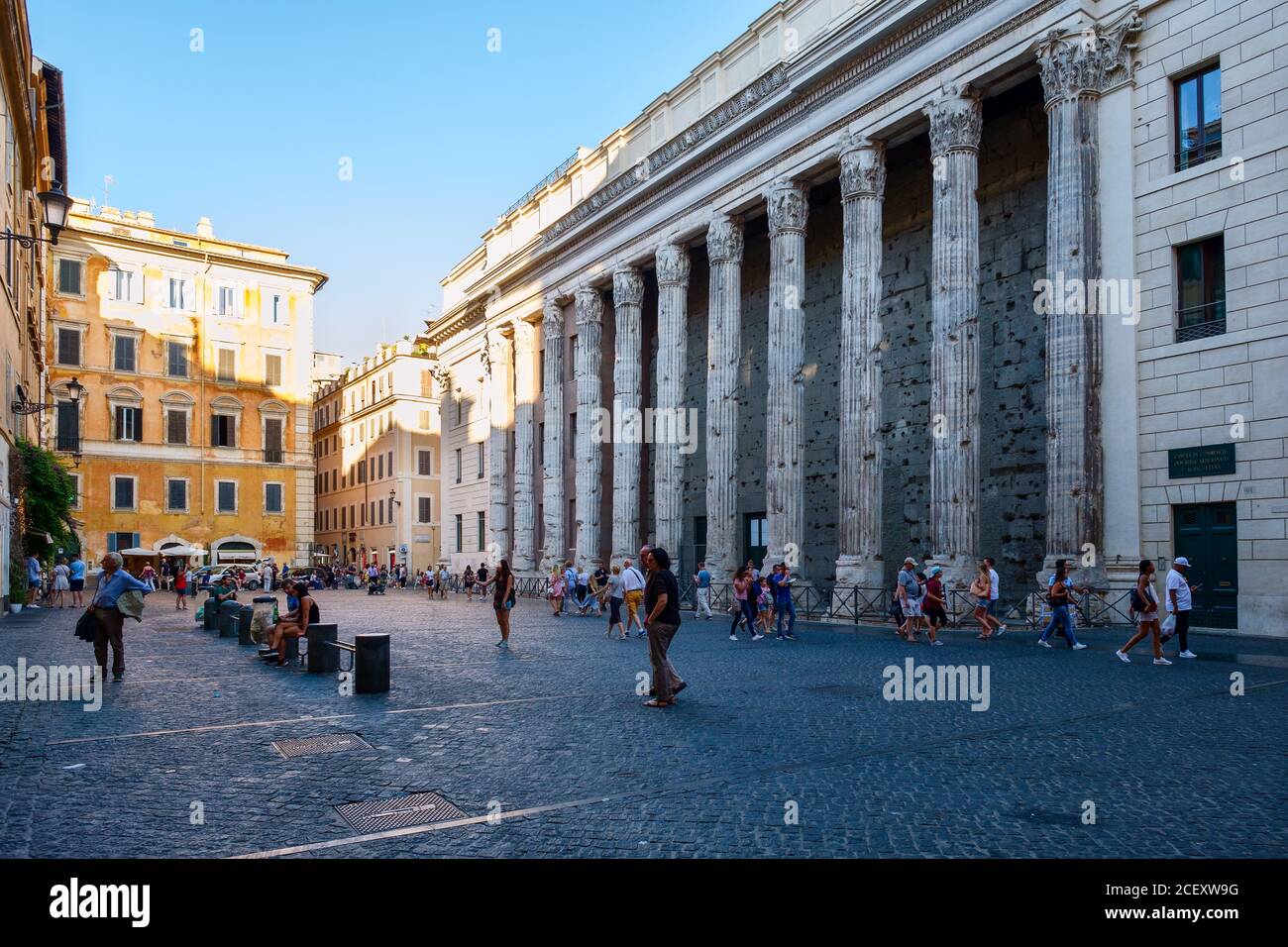 Piazza di Petra with the Hadrian Temple in central Rome Stock Photo