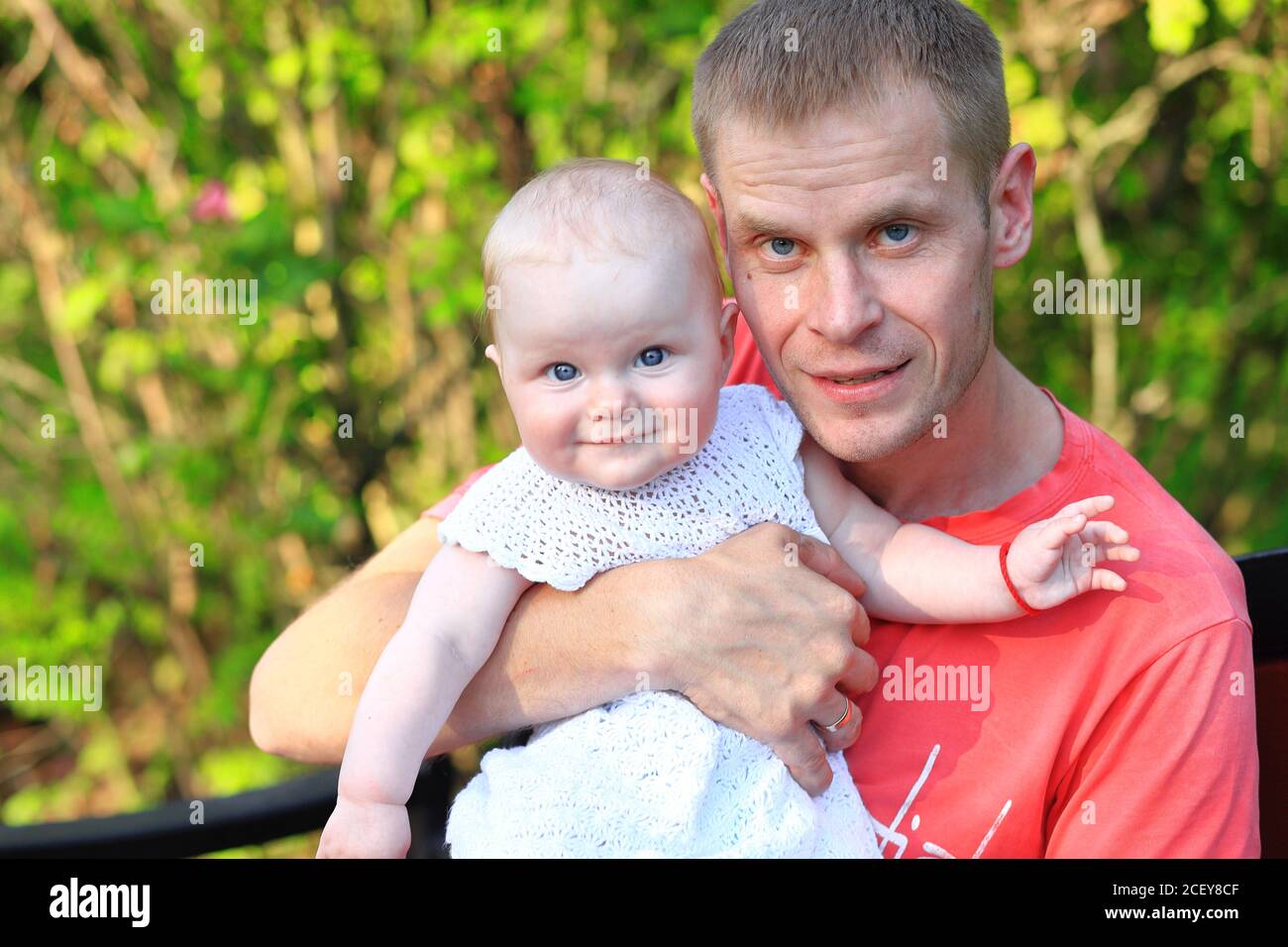 Dad and daughter in the park. Portrait of dad and child Stock Photo - Alamy