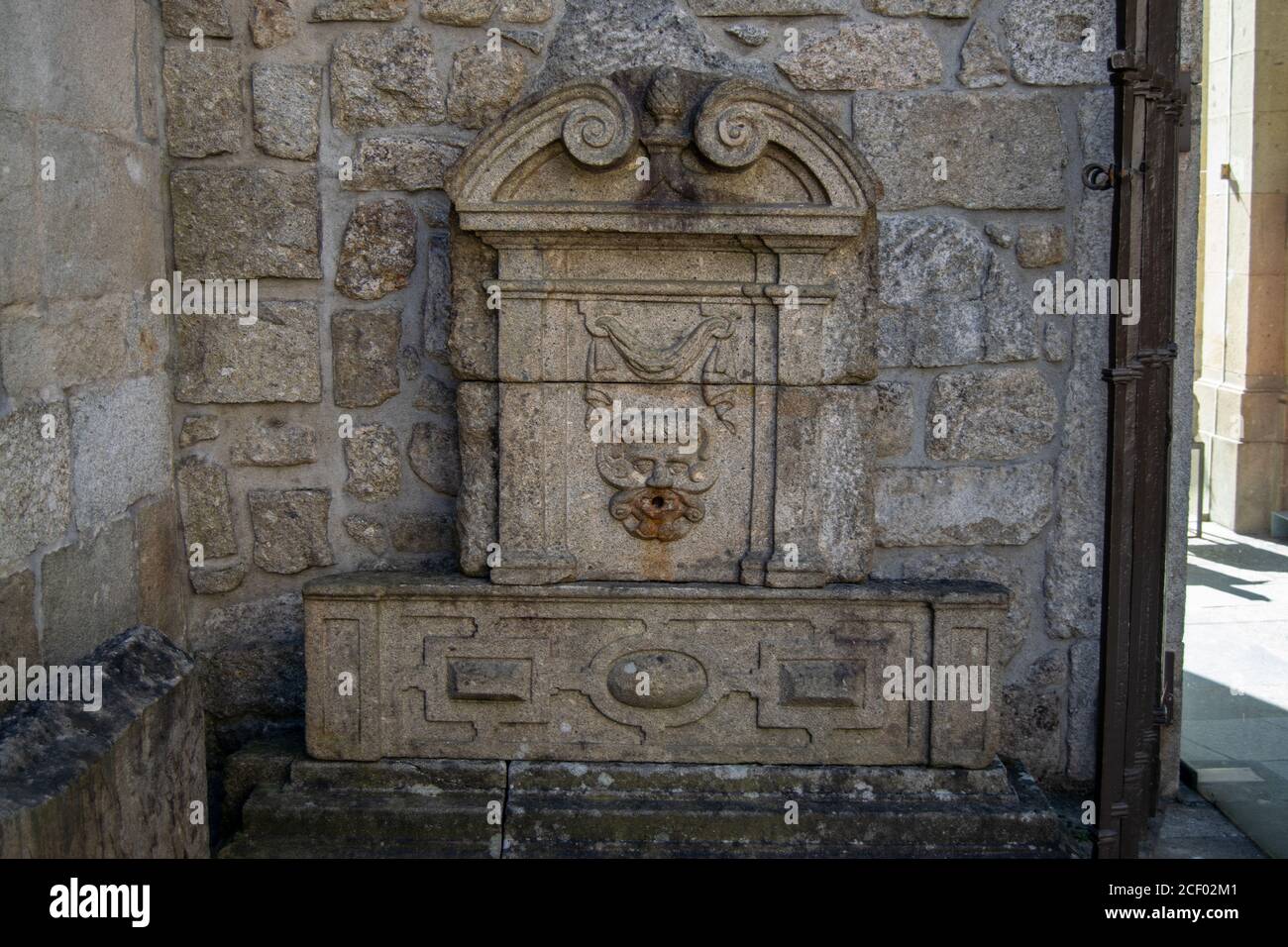 Sé Cathedral of Braga Roman Catholic church National Monument since 1910, roman fountain from archeological finds Stock Photo